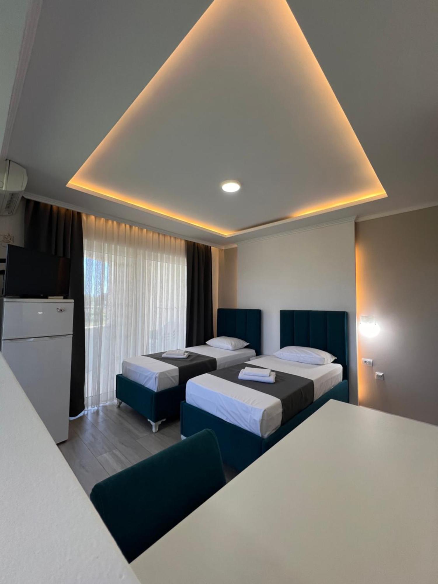 Apartments Fati & Flori Улцин Екстериор снимка