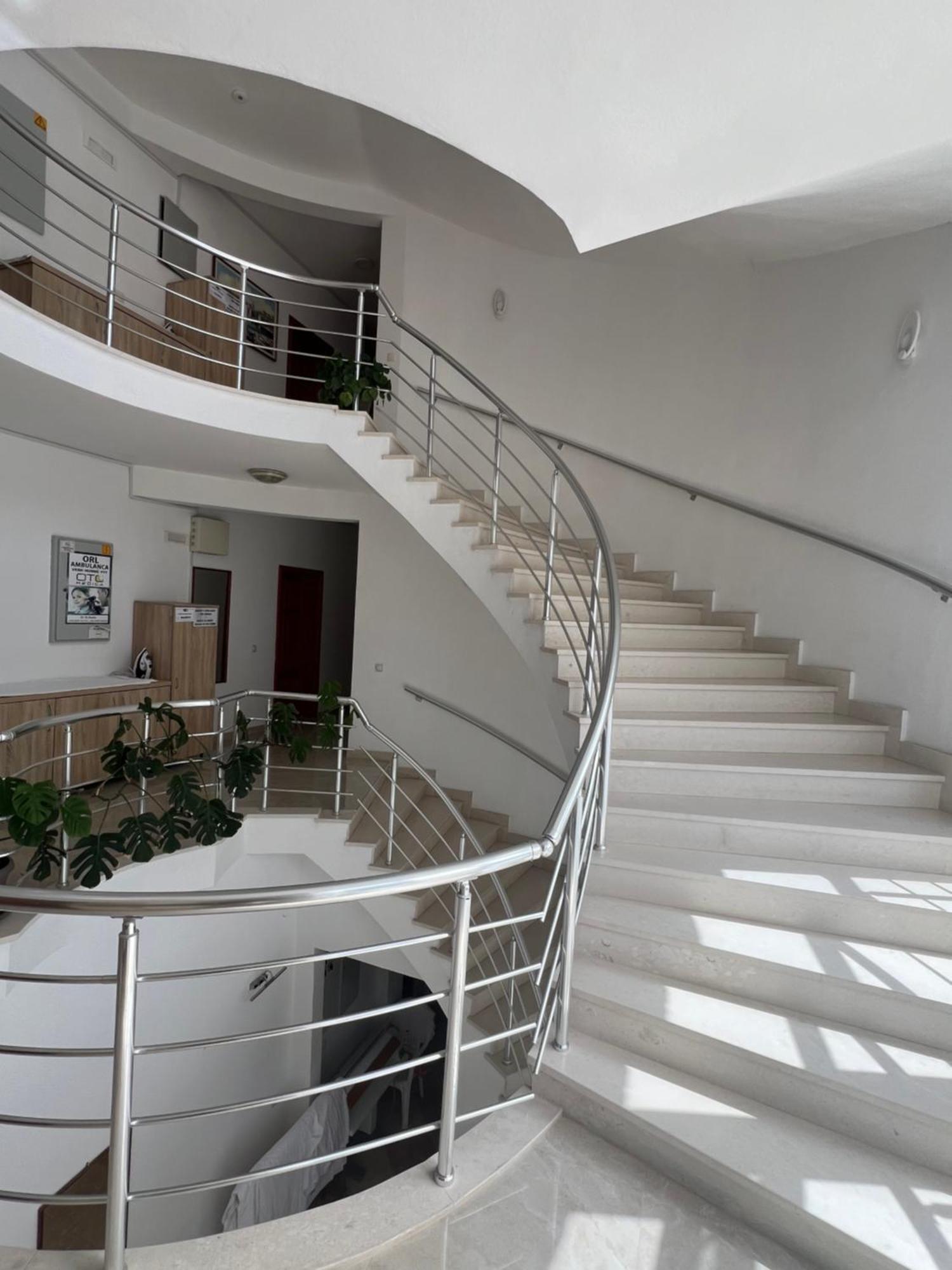 Apartments Fati & Flori Улцин Екстериор снимка